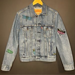Levi’s Trucker Embroidered Insects Jean Jacket Men’s Size XS